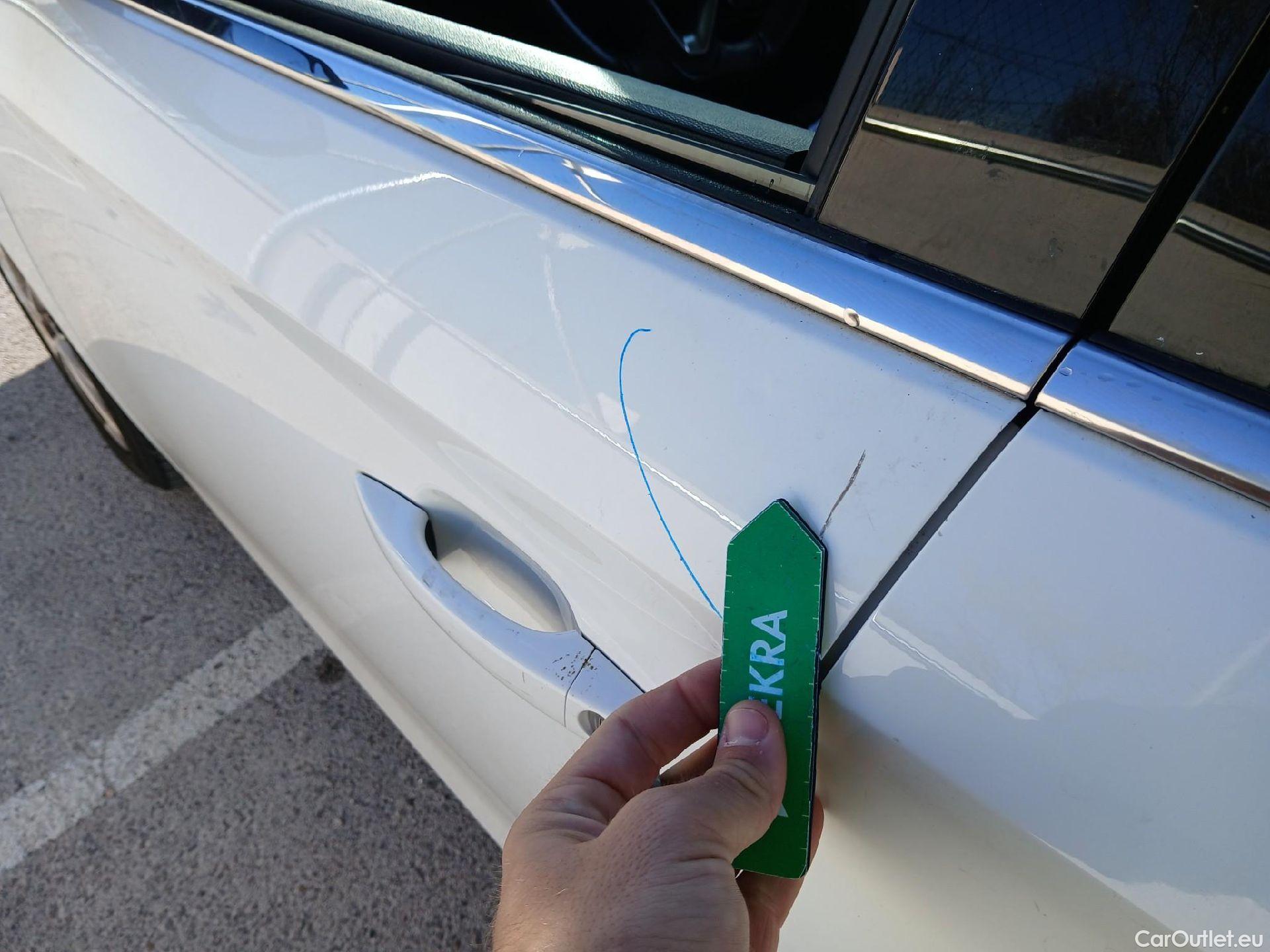  Opel  Corsa OPEL  1.2T XHL 74kW (100CV) Elegance #23