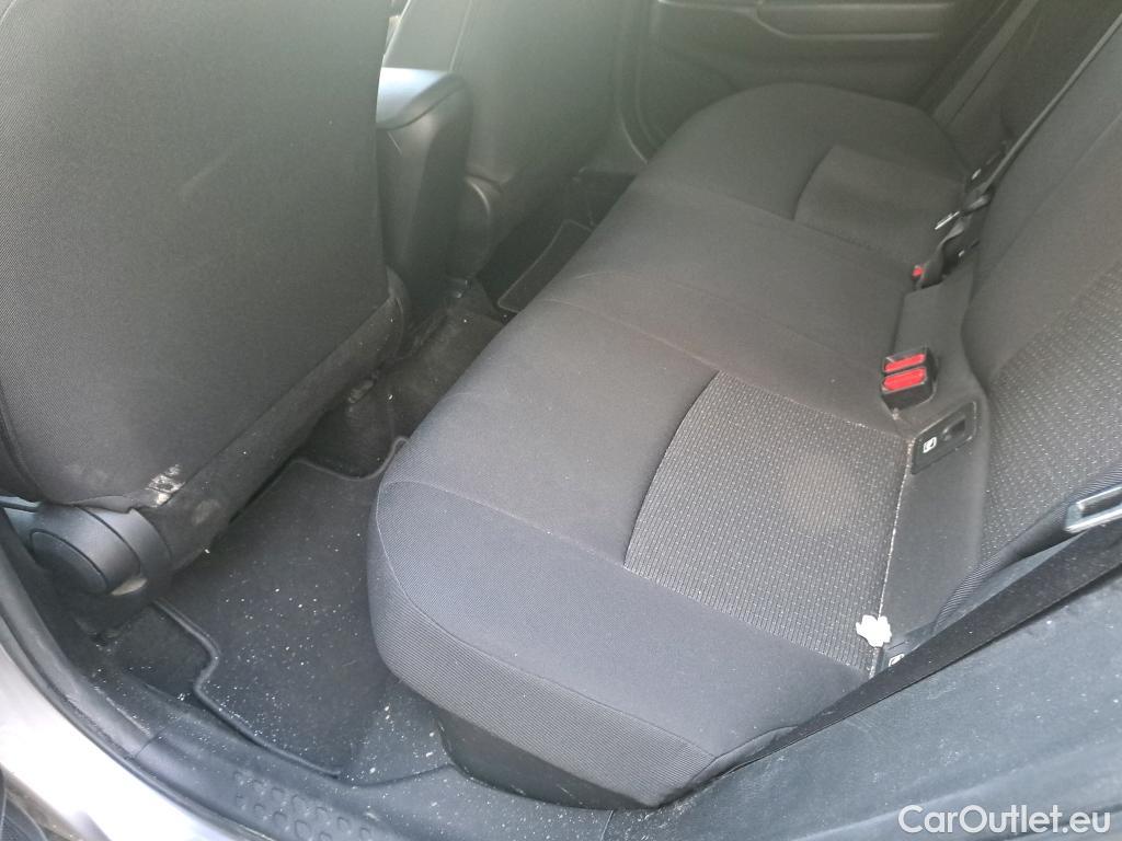  Toyota  C-HR TOYOTA  / 2016 / 5P / todoterreno 1.8 125H Advance (CX) #23