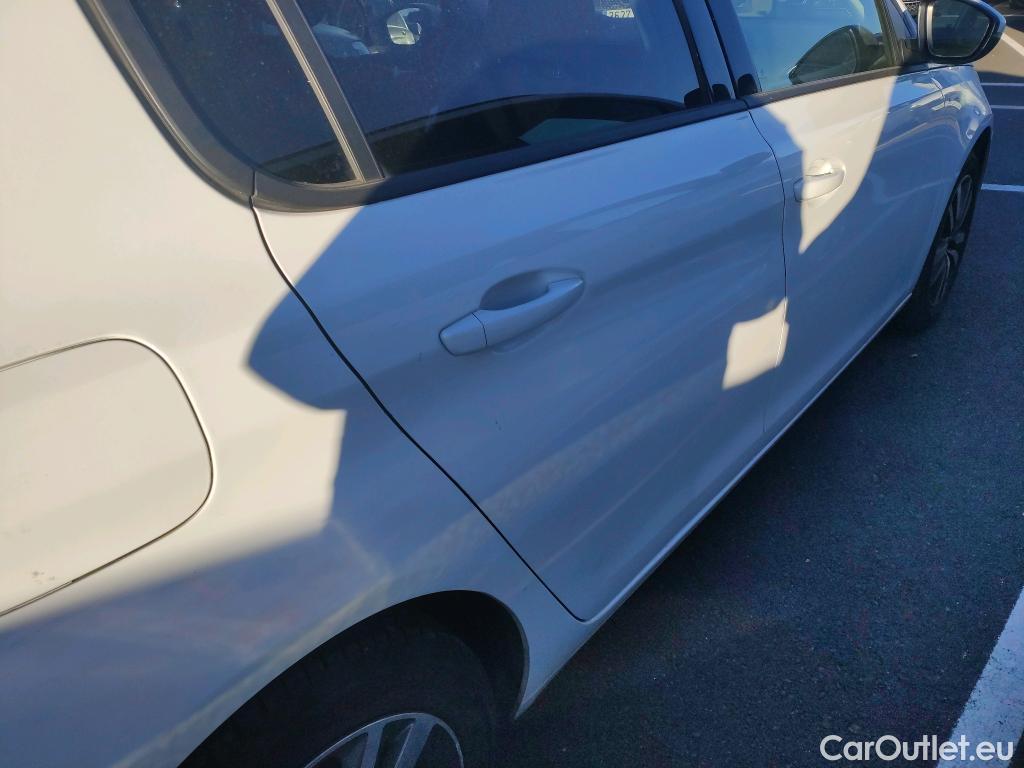  Peugeot  308 PEUGEOT  / 2017 / 5P / berlina con portón 5p Style BlueHDi 130 S&S #11