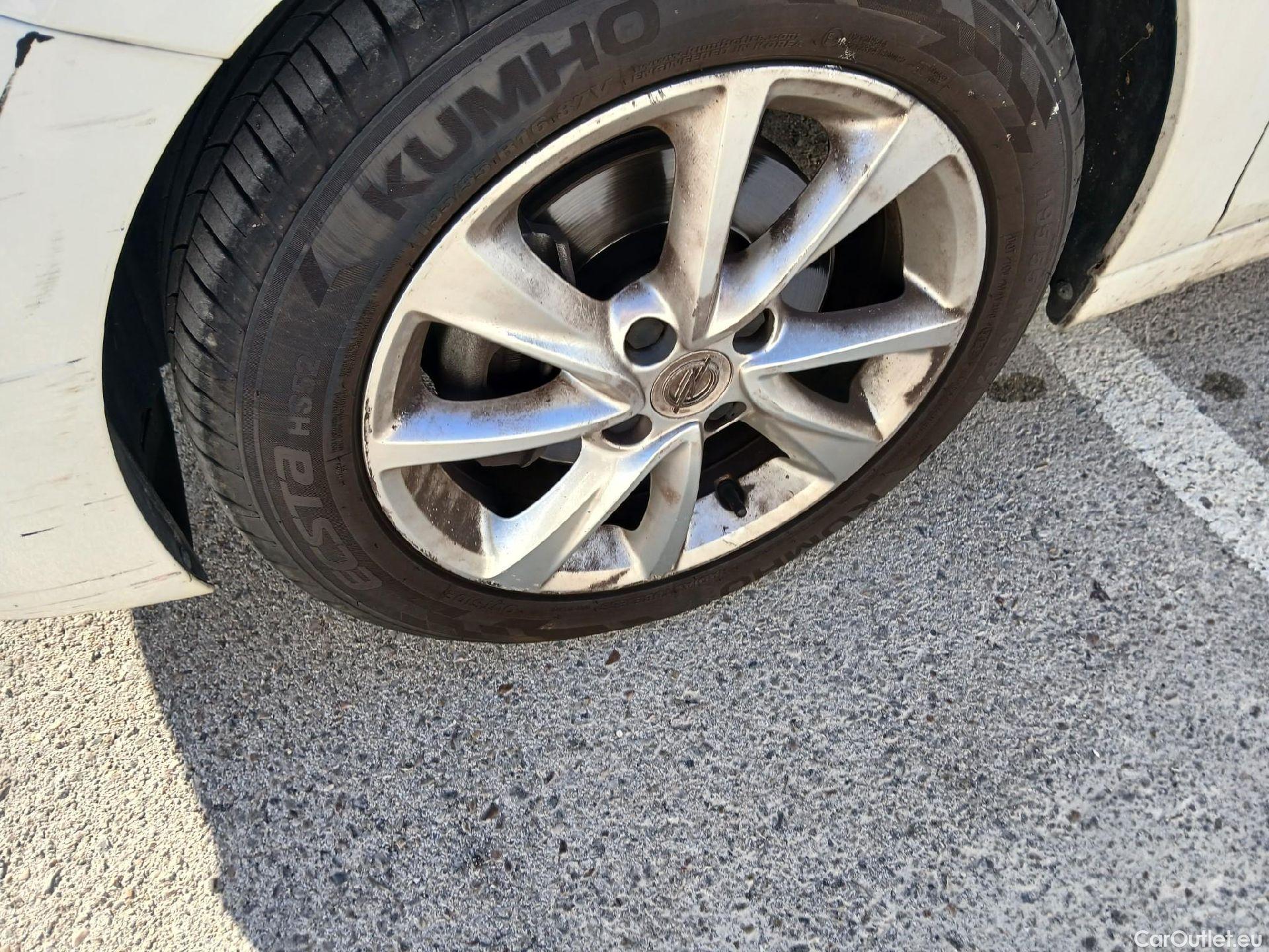  Opel  Corsa OPEL  1.2T XHL 74kW (100CV) Elegance #19