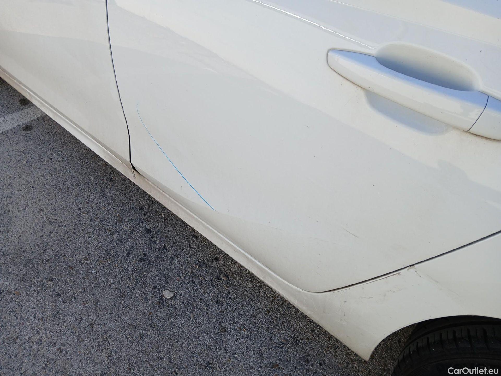  Opel  Corsa OPEL  1.2T XHL 74kW (100CV) Elegance #26