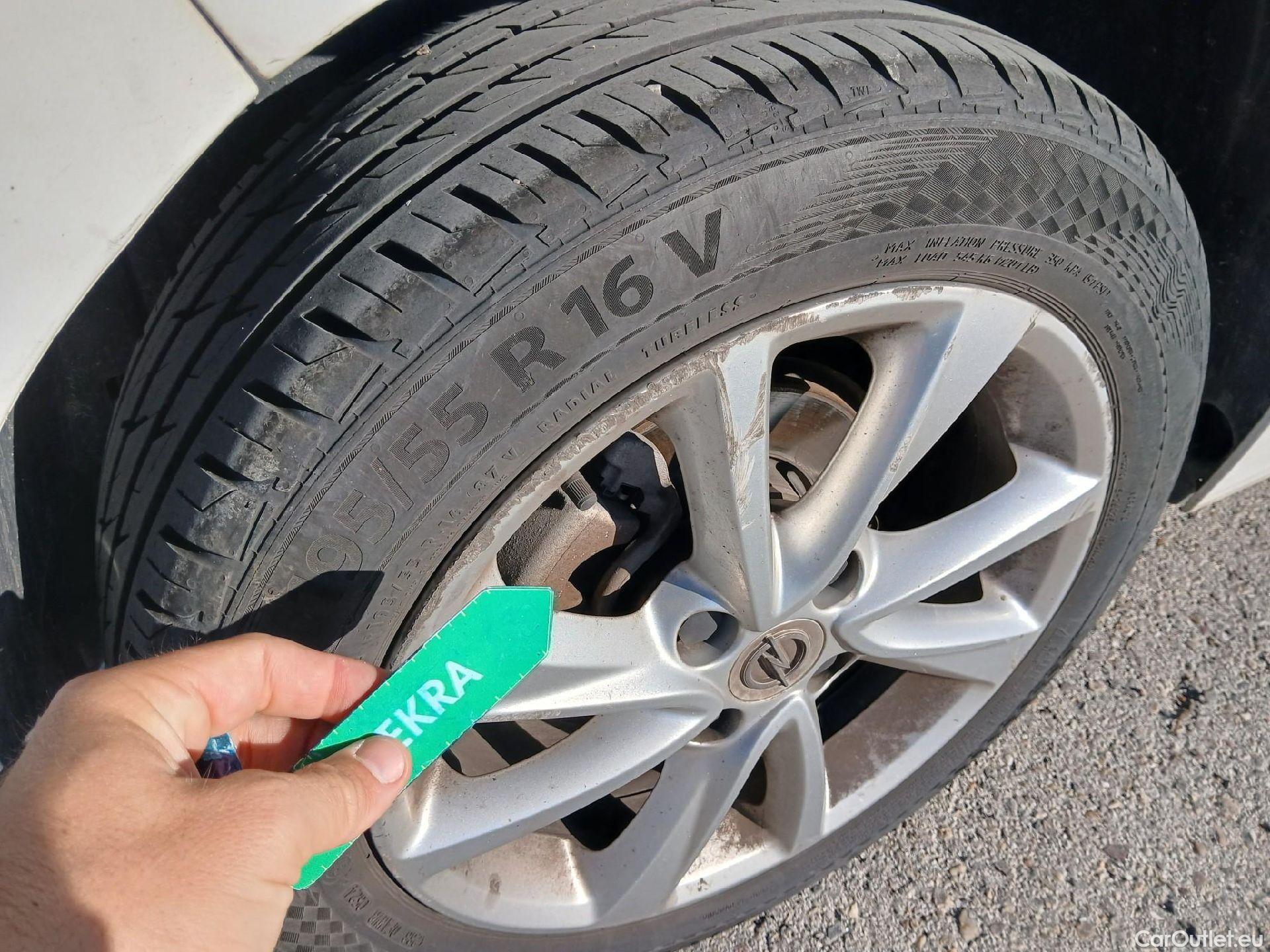  Opel  Corsa OPEL  1.2T XHL 74kW (100CV) Elegance #37