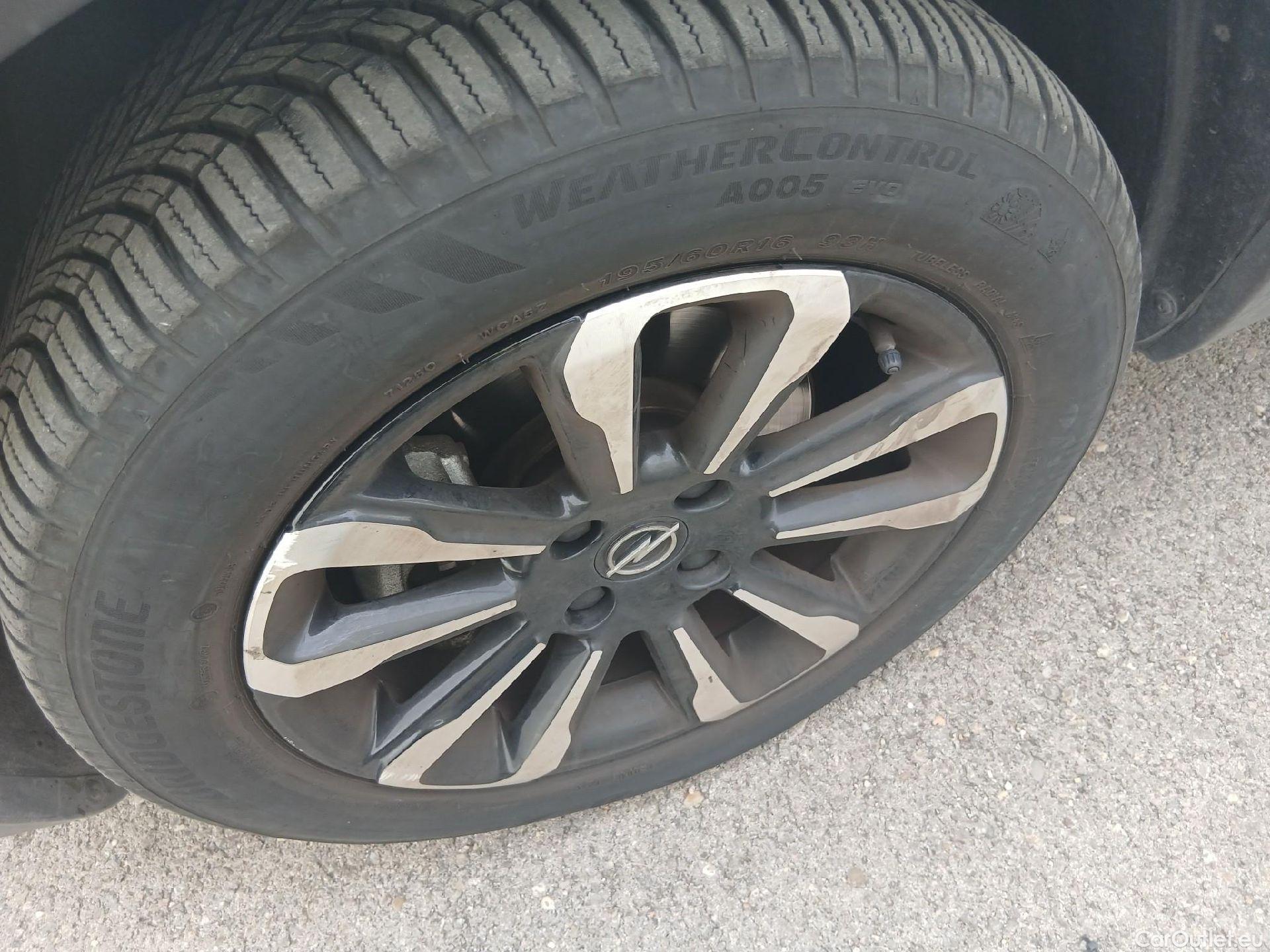  Opel  Crossland OPEL  / 2020 / 5P / crossover 1.2 81kW (110CV) Elegance Pack #1