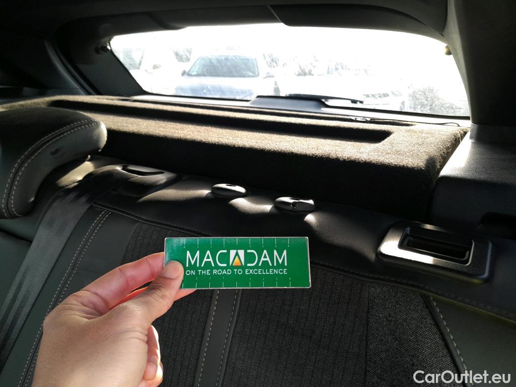  Peugeot  3008 PEUGEOT  / 2016 / 5P / todoterreno 1.5 BlueHDi 96kW S&S GT Line EAT8 #2