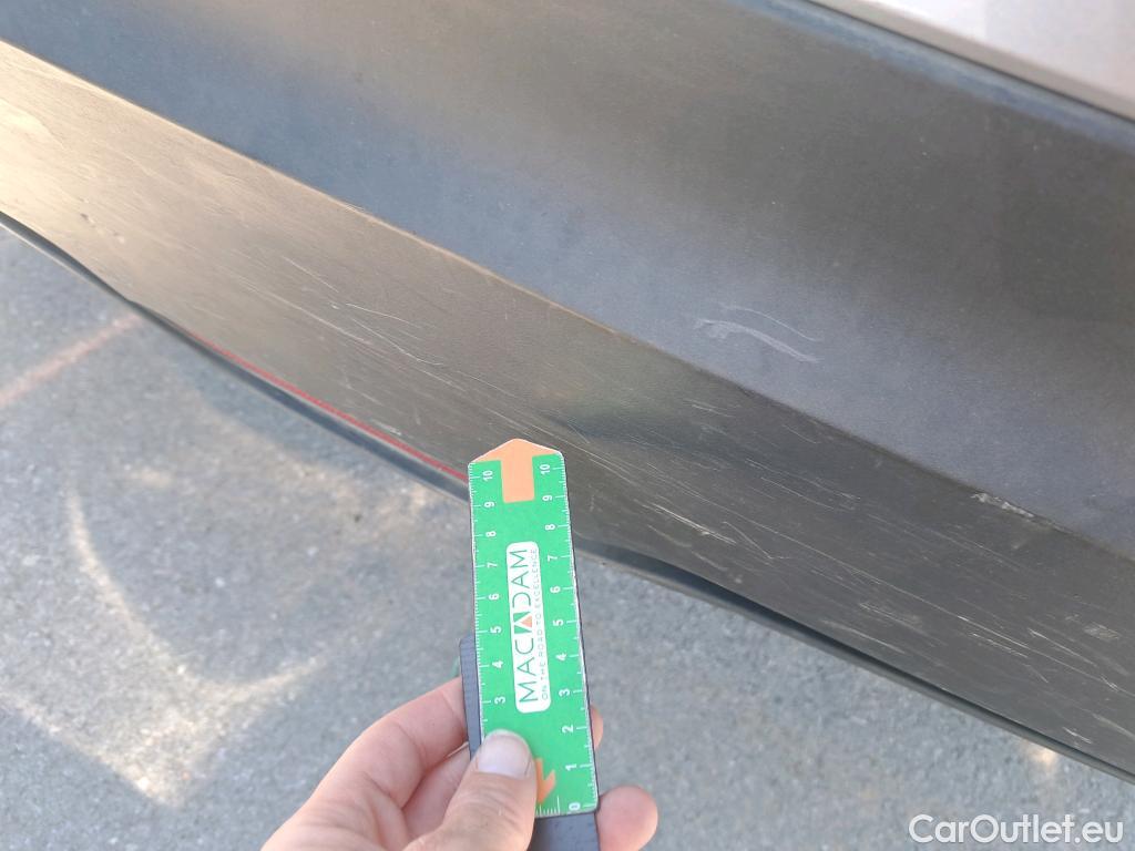  Toyota  C-HR TOYOTA  / 2016 / 5P / todoterreno 1.8 125H Advance (CX) #28