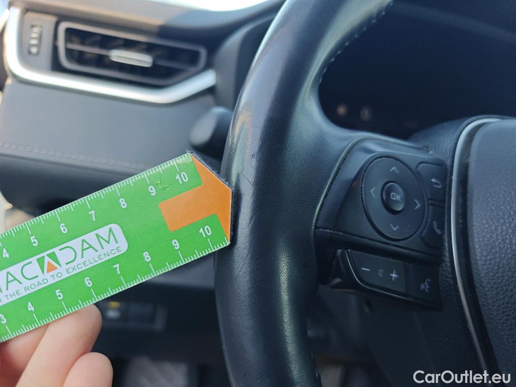  Toyota  RAV4 TOYOTA  / 2018 / 5P / todoterreno 2.5l 220H Advance 4WD #22