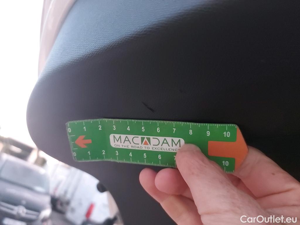  Seat  Leon SEAT Nuevo León / 2020 / 5P / berlina con portón 1.5 TSI 96kW S&S Style Go(SP) #8