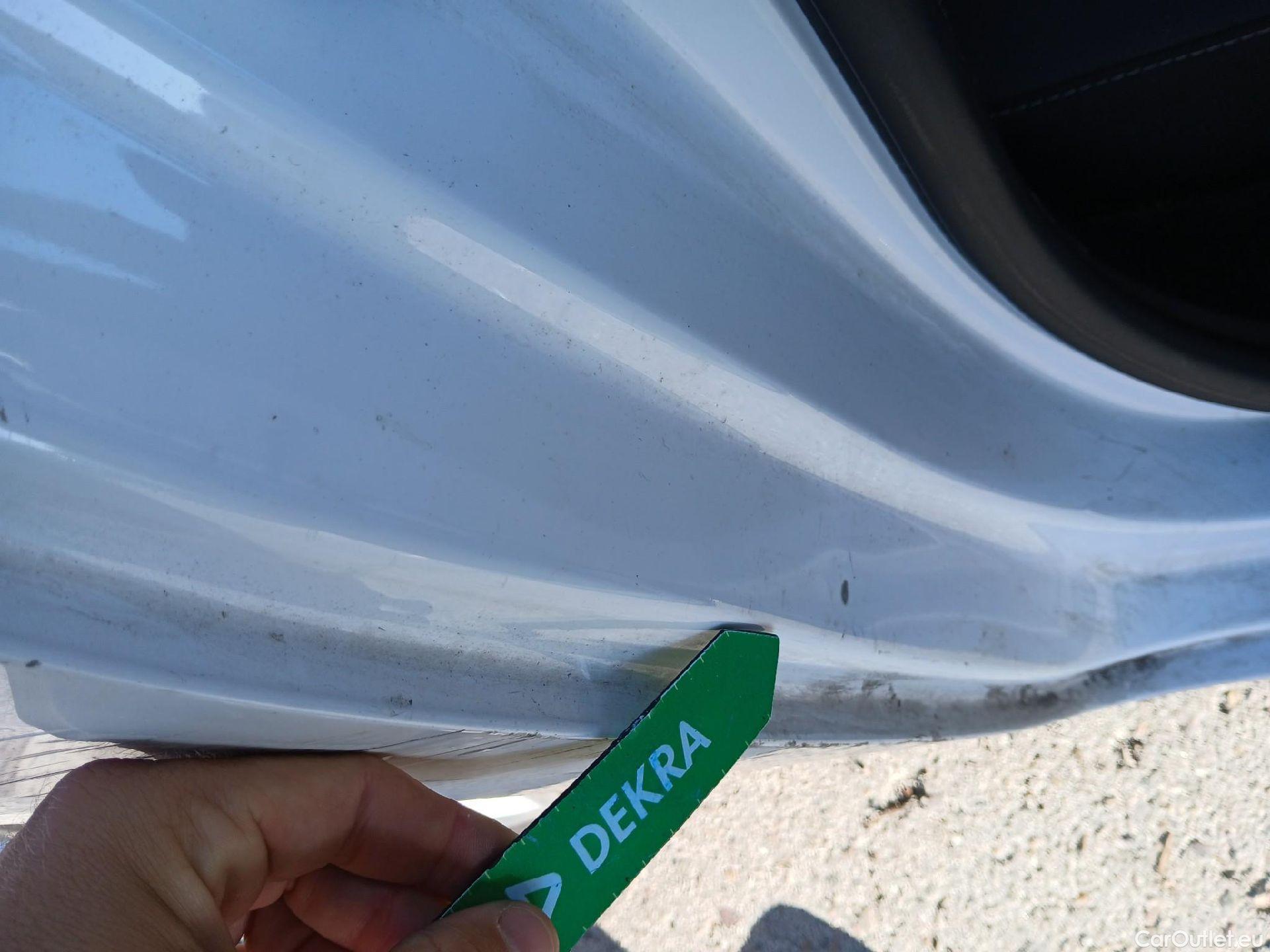  Opel  Corsa OPEL  1.2T XHL 74kW (100CV) Elegance #51