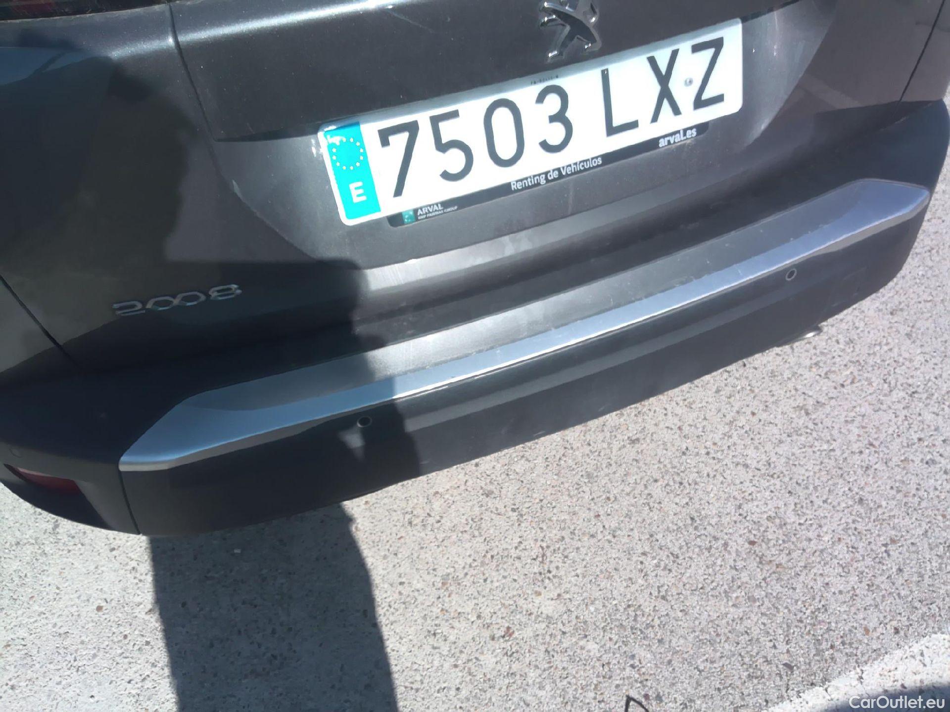  Peugeot  2008 PEUGEOT  / 2019 / 5P / todoterreno Active BlueHDI 81kW (110CV) #14