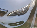  Peugeot  308 PEUGEOT  / 2017 / 5P / berlina con portón 5p Style BlueHDi 130 S&S #15