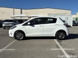  Toyota  Yaris TOYOTA  / 2017 / 5P / berlina con portón 1.5 100H Active #2