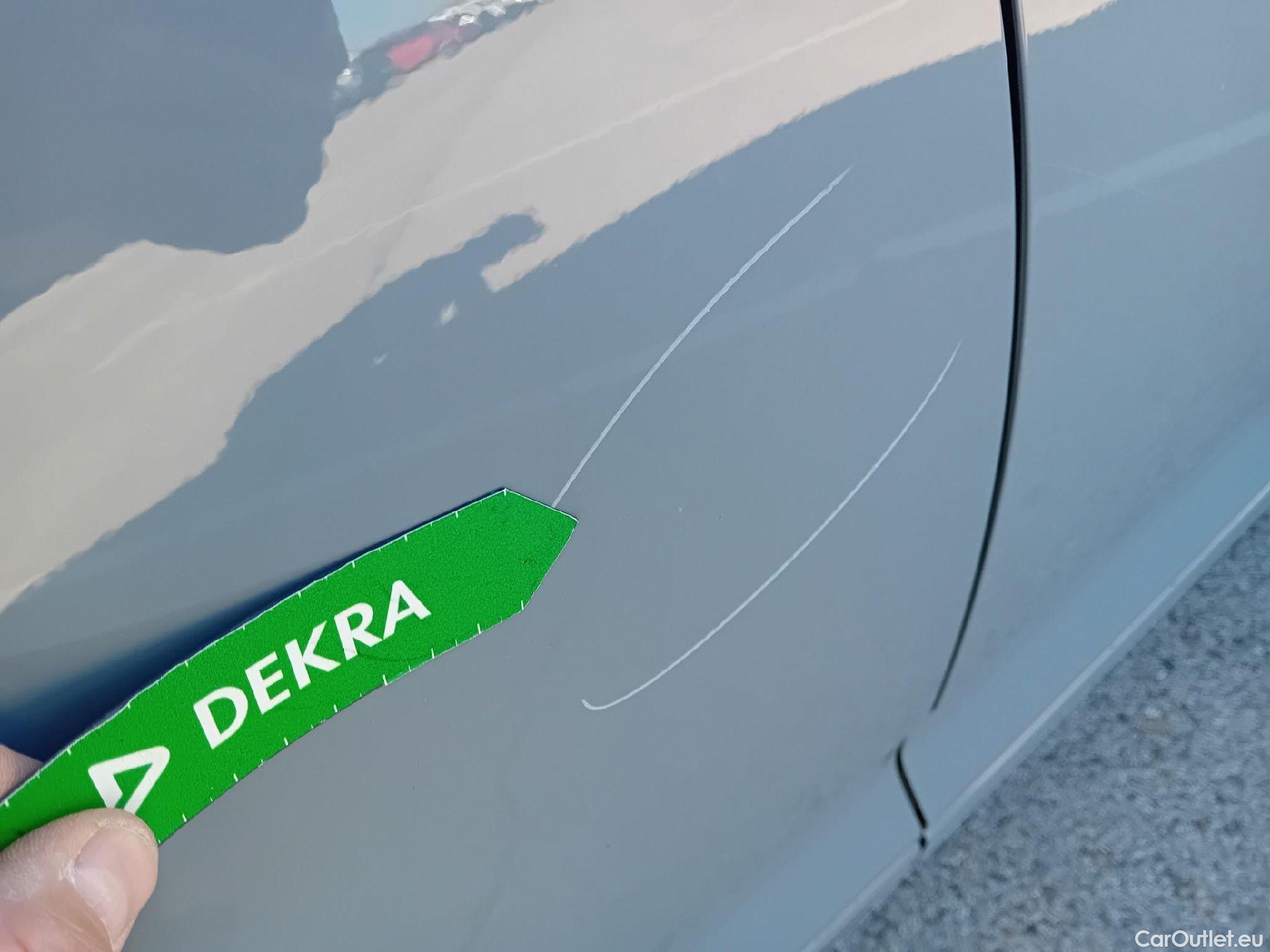  Volkswagen  Passat VOLKSWAGEN  / 2019 / 5P / familiar Variant Executive 2.0 TDI 110kW (150CV) #18