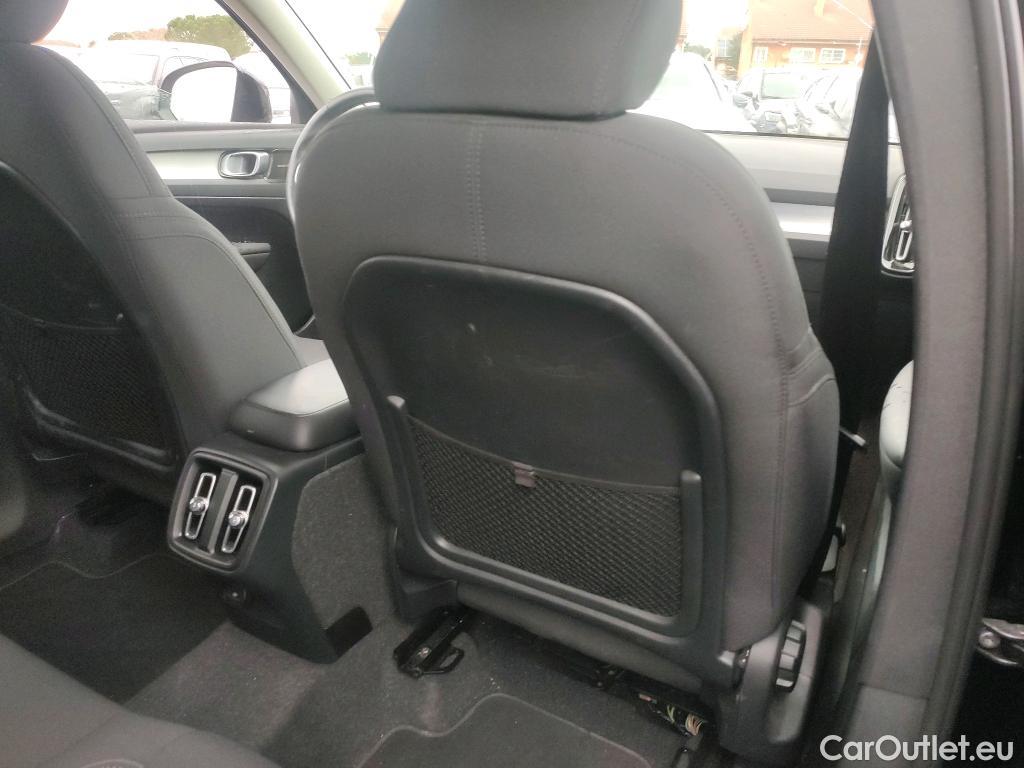  Volvo  XC 40 VOLVO XC40 / 2017 / 5P / todoterreno 1.5 T3 Momentum Pro Auto #17