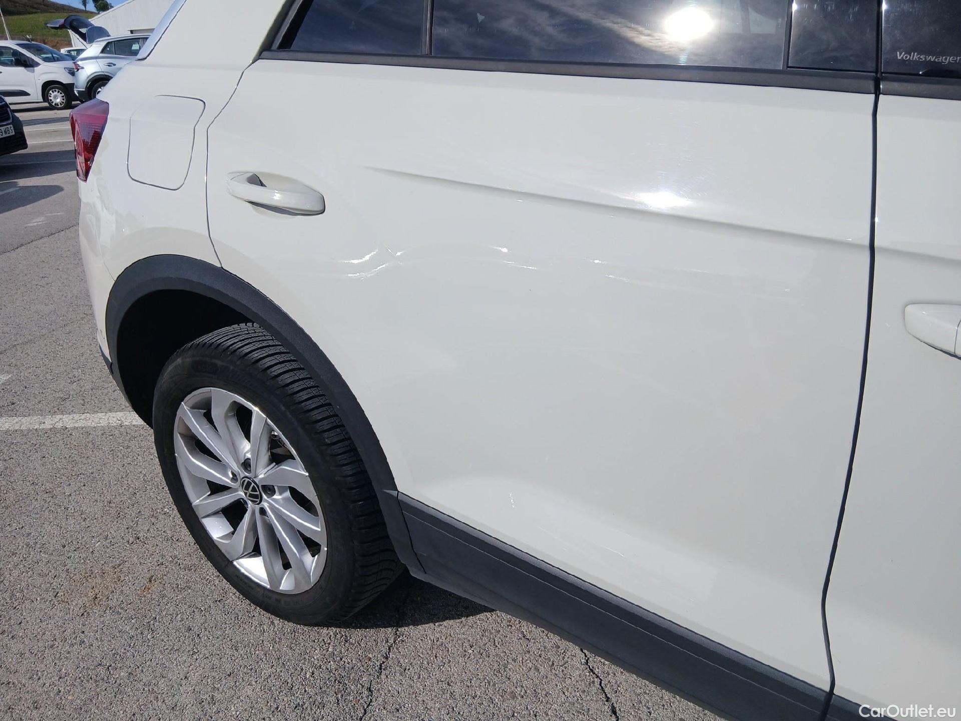  Volkswagen  T-ROC VOLKSWAGEN  / 2021 / 5P / todoterreno Life 1.5 TSI 110kW (150CV) DSG #34