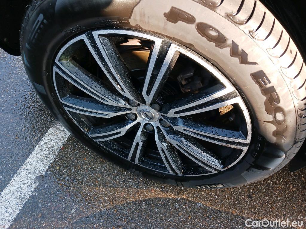  Volvo  XC60 VOLVO  todoterreno 2.0 B4 D AWD Inscription Auto 200 CV  #7