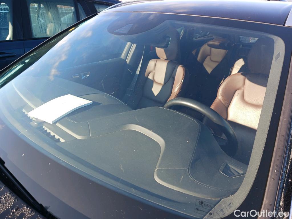  Volvo  XC60 VOLVO  todoterreno 2.0 B4 D AWD Inscription Auto 200 CV  #19