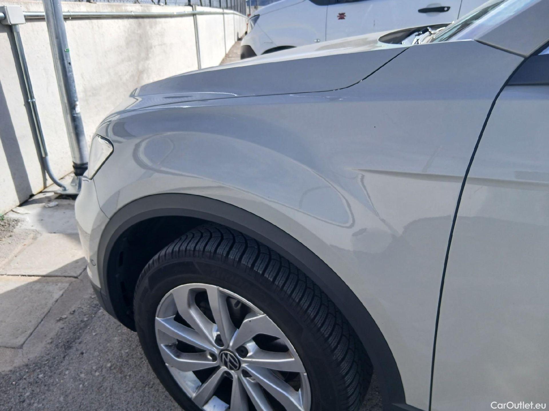  Volkswagen  T-ROC VOLKSWAGEN  / 2021 / 5P / todoterreno Life 1.5 TSI 110kW (150CV) DSG #15