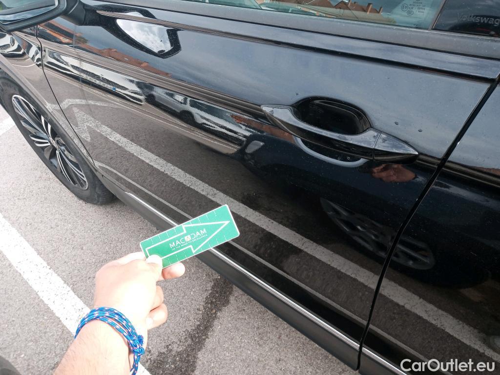  Volkswagen  Tiguan VOLKSWAGEN  / 2020 / 5P / todoterreno Life 2.0 TDI 110kW (150CV) DSG (AC2) #4