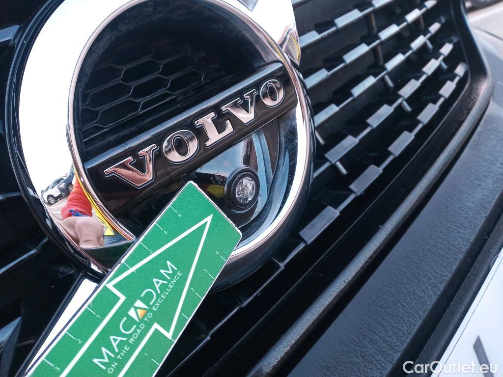  Volvo  XC 40 VOLVO XC40 todoterreno 1.5 T5 Twin Recharge R-Design Auto 180 CV 10 kWh #1