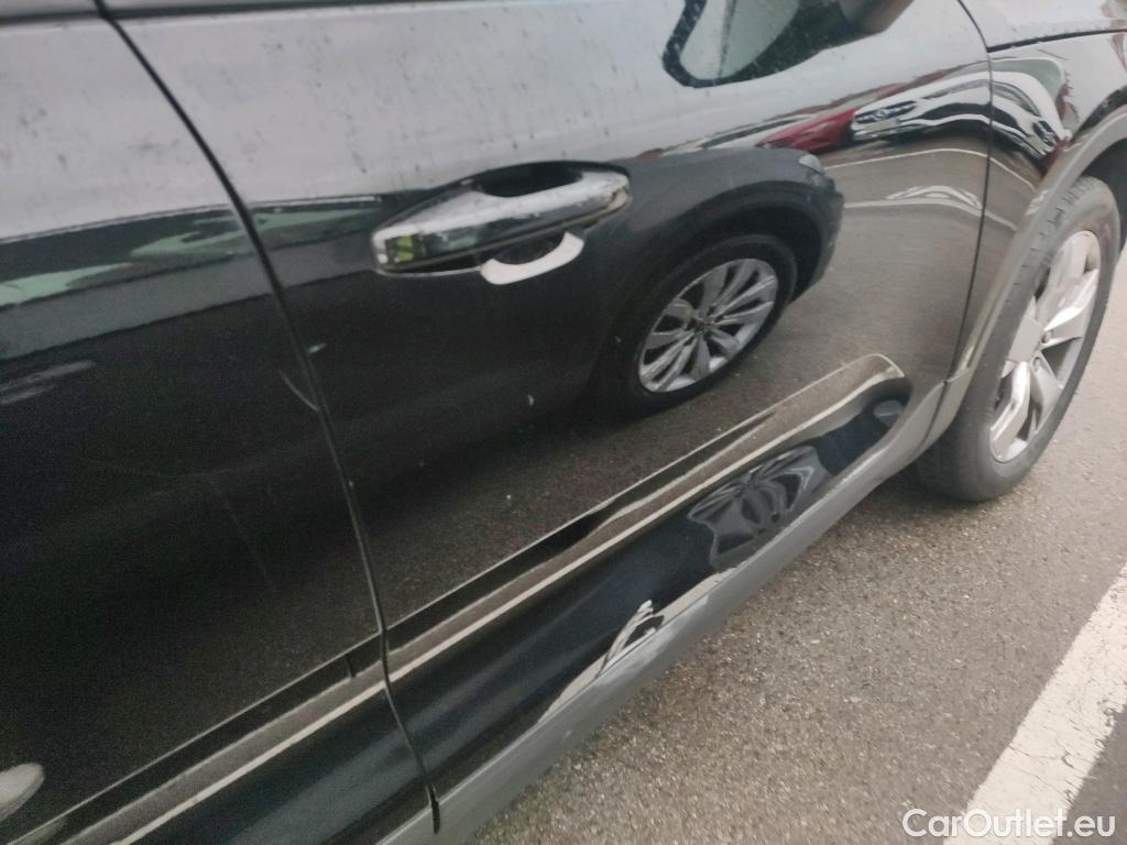  Volvo  XC 40 VOLVO XC40 / 2017 / 5P / todoterreno 1.5 T3 Momentum Pro Auto #1