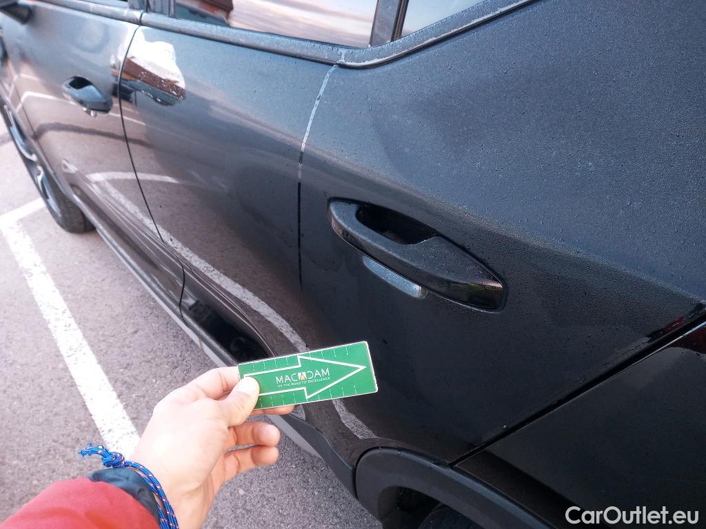  Volvo  XC 40 VOLVO XC40 todoterreno 1.5 T5 Twin Recharge R-Design Auto 180 CV 10 kWh #14