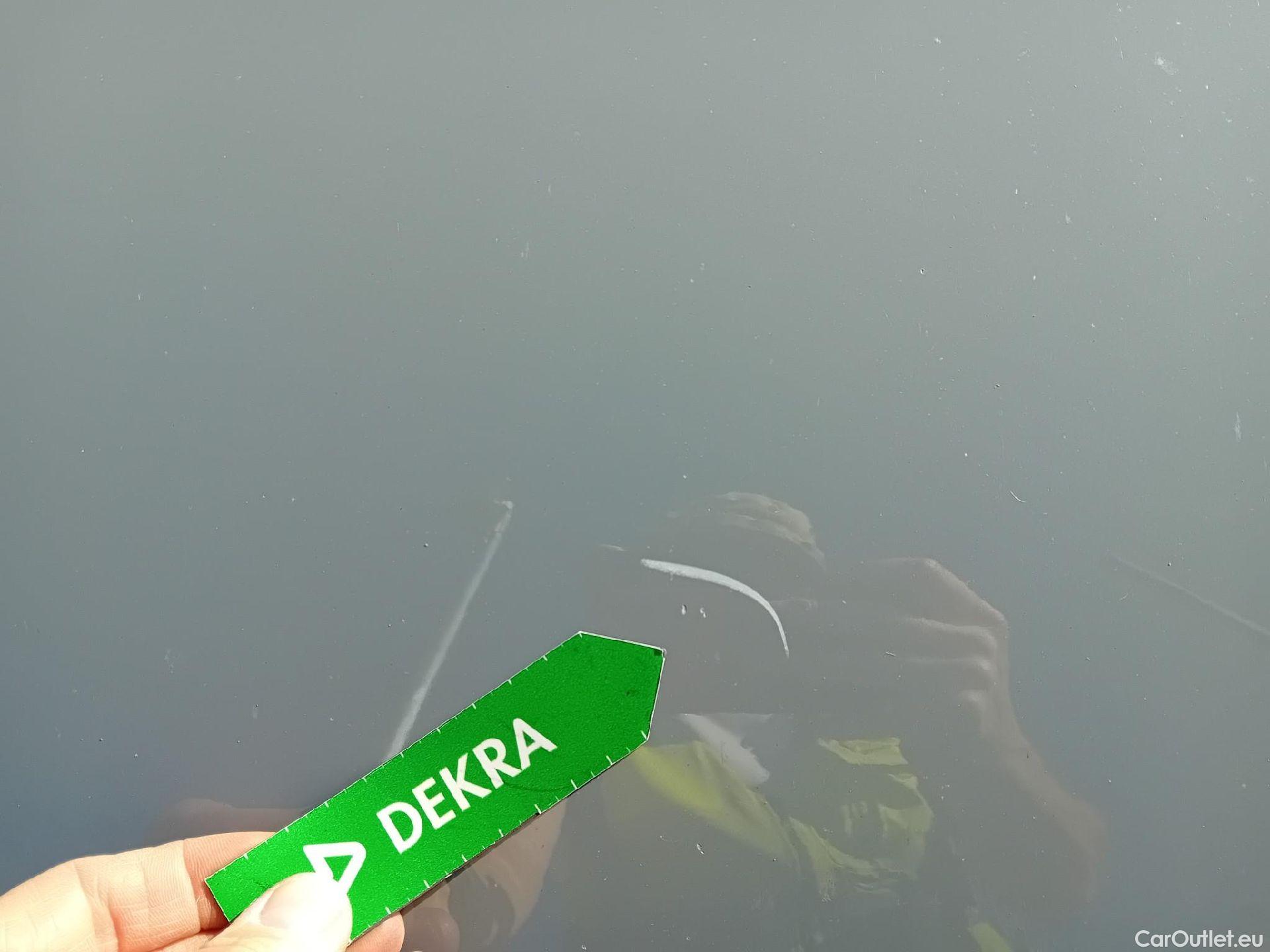  Volkswagen  Passat VOLKSWAGEN  / 2019 / 5P / familiar Variant Executive 2.0 TDI 110kW (150CV) #4