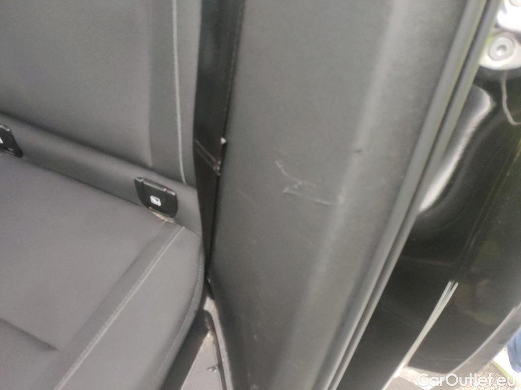  Volvo  XC 40 VOLVO XC40 / 2017 / 5P / todoterreno 1.5 T3 Momentum Pro Auto #19