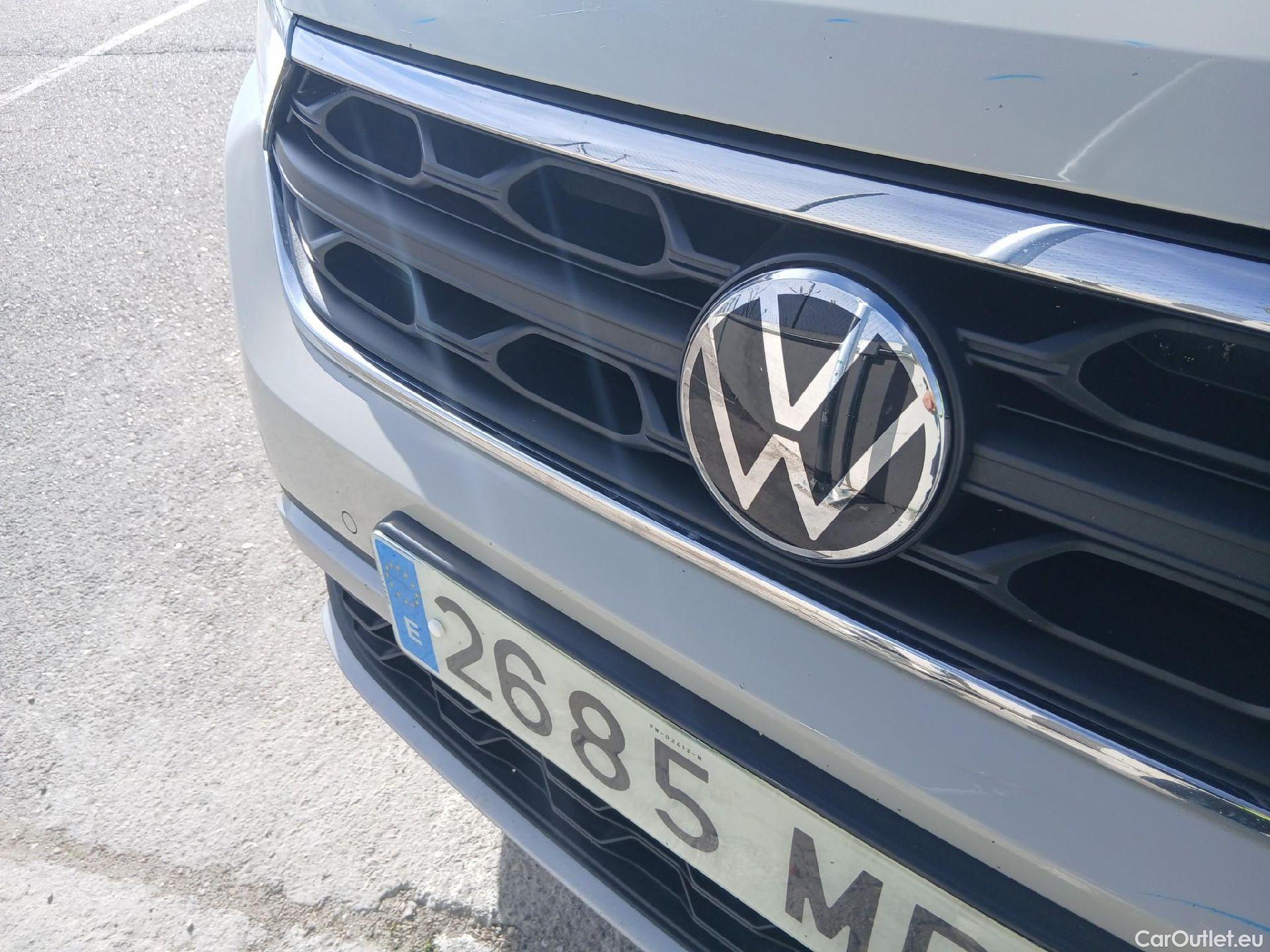  Volkswagen  T-ROC VOLKSWAGEN  / 2021 / 5P / todoterreno Life 1.5 TSI 110kW (150CV) DSG #11