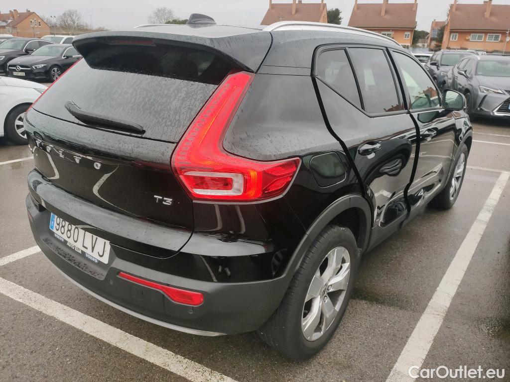  Volvo  XC 40 VOLVO XC40 / 2017 / 5P / todoterreno 1.5 T3 Momentum Pro Auto #23
