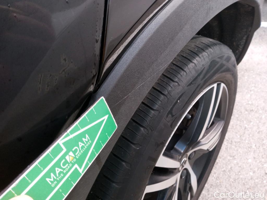  Volvo  XC 40 VOLVO XC40 todoterreno 1.5 T5 Twin Recharge R-Design Auto 180 CV 10 kWh #27