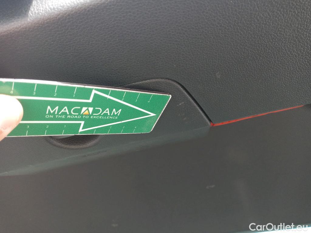  Volkswagen  Tiguan VOLKSWAGEN  / 2020 / 5P / todoterreno Life 2.0 TDI 110kW (150CV) DSG (AC2) #7