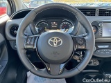  Toyota  Yaris TOYOTA  / 2017 / 5P / berlina con portón 1.5 100H Active #28