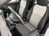  Toyota  Yaris TOYOTA  / 2017 / 5P / berlina con portón 1.5 100H Active #15