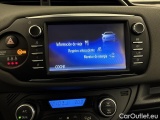 Toyota  Yaris TOYOTA  / 2017 / 5P / berlina con portón 1.5 100H Active #26
