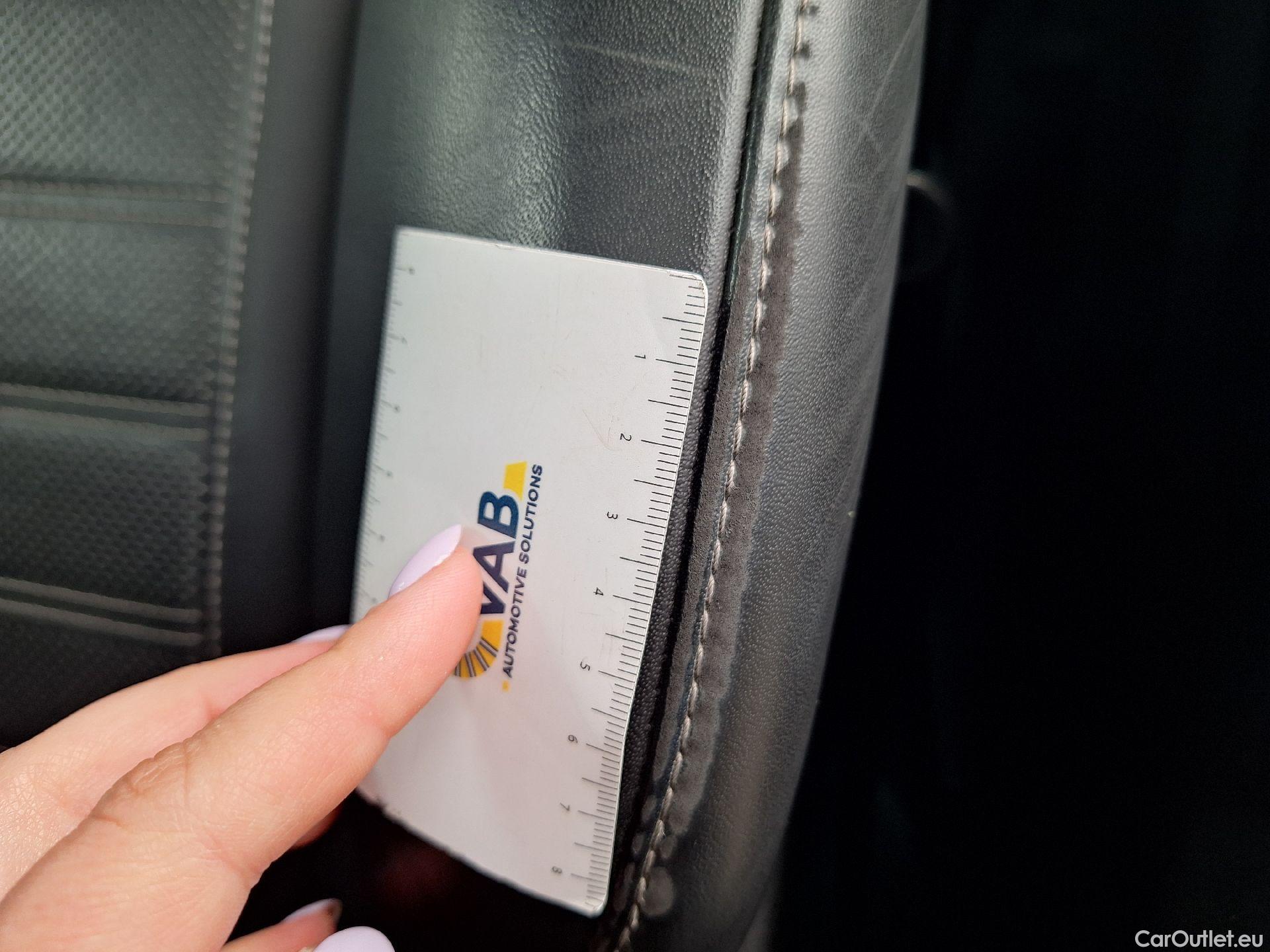  Alfa Romeo  TONALE Alfa Romeo,  '22 PHEV, Alfa Romeo  1.3 T280 PHEV Q4 Veloce 5d #50