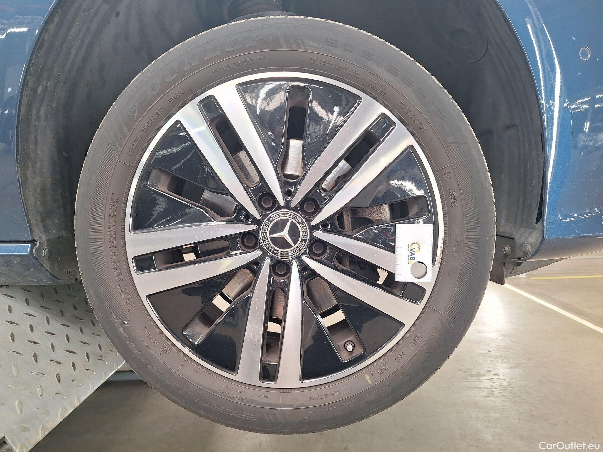  Mercedes  CLA-Klasse Mercedes, CLA-Class SB '19, Mercedes-Benz CLA Shooting Brake CLA 180 d Busines #71