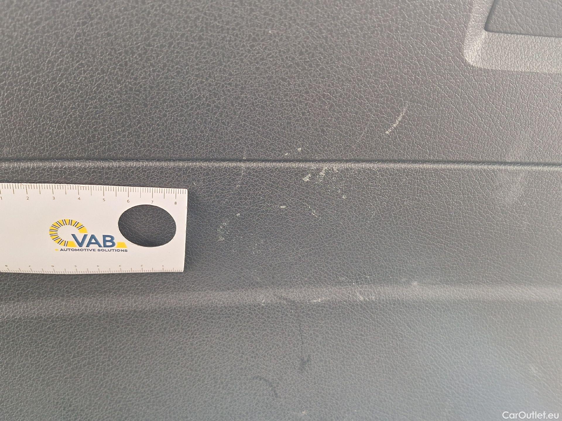  Mercedes  CLA-Klasse Mercedes, CLA-Class SB '19, Mercedes-Benz CLA Shooting Brake CLA 180 d Busines #33