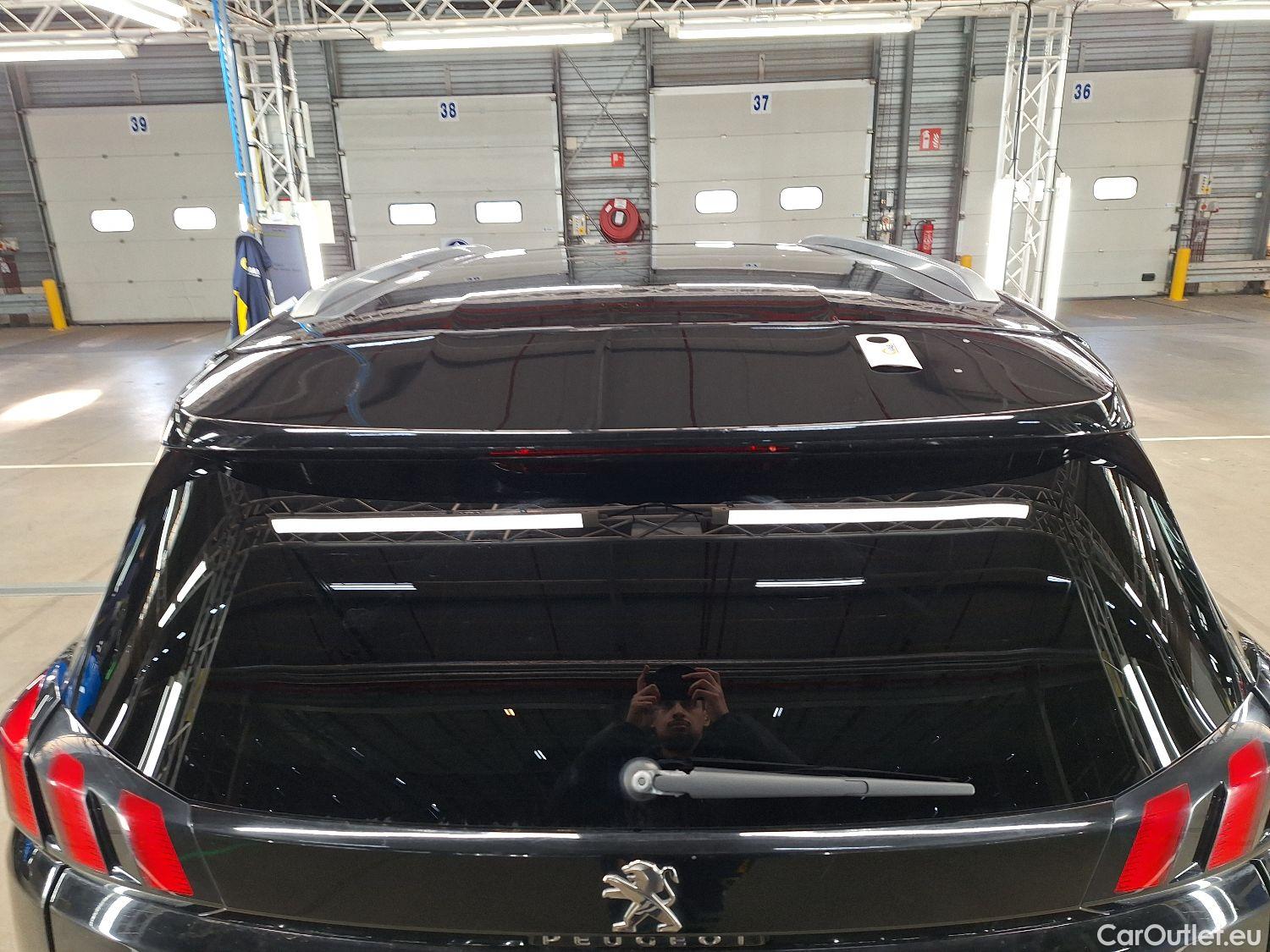  Peugeot  5008 Peugeot,  '16, Peugeot  1.5 BlueHDi 96kW S&S EAT8 GT Line 5d - NO COC #72