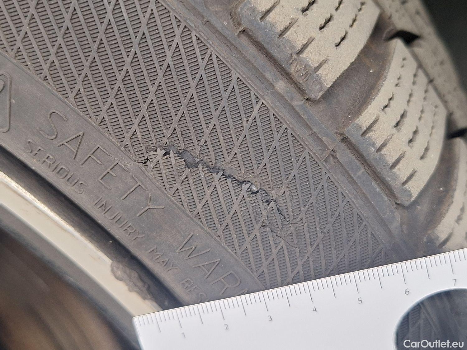  Peugeot  208 Peugeot,  '19, Peugeot  1.5 BlueHDi 100 MAN6 S&S GT 5d #28