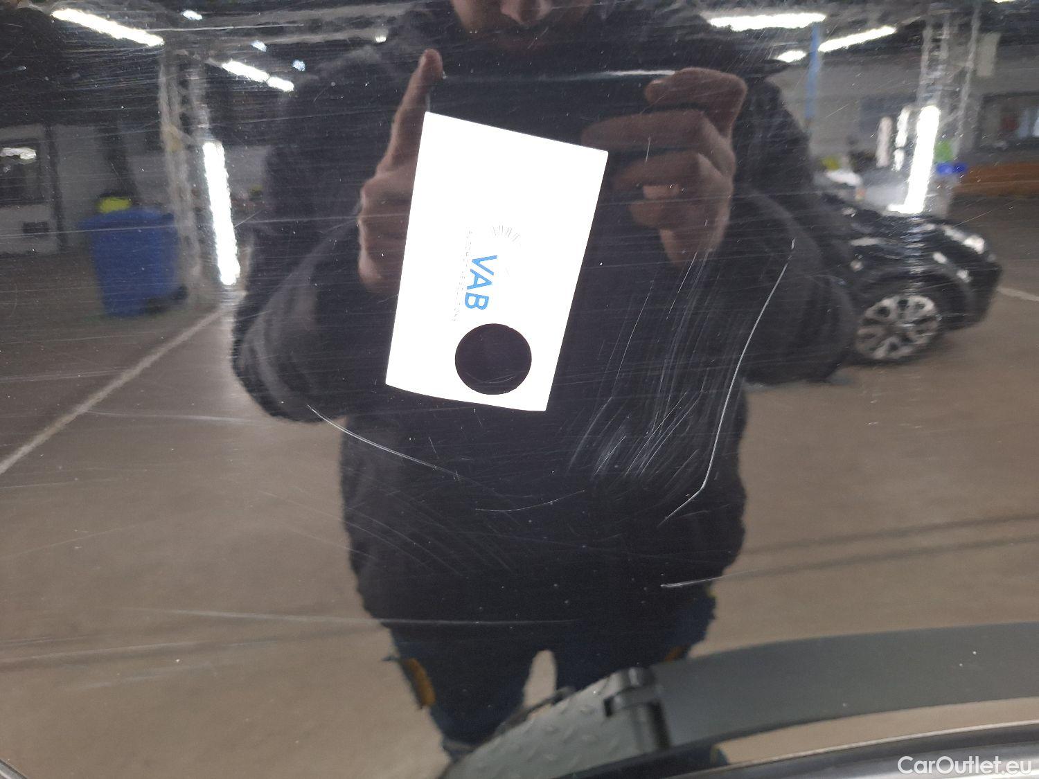  Peugeot  5008 Peugeot,  '16, Peugeot  1.5 BlueHDi 96kW S&S EAT8 GT Line 5d - NO COC #34