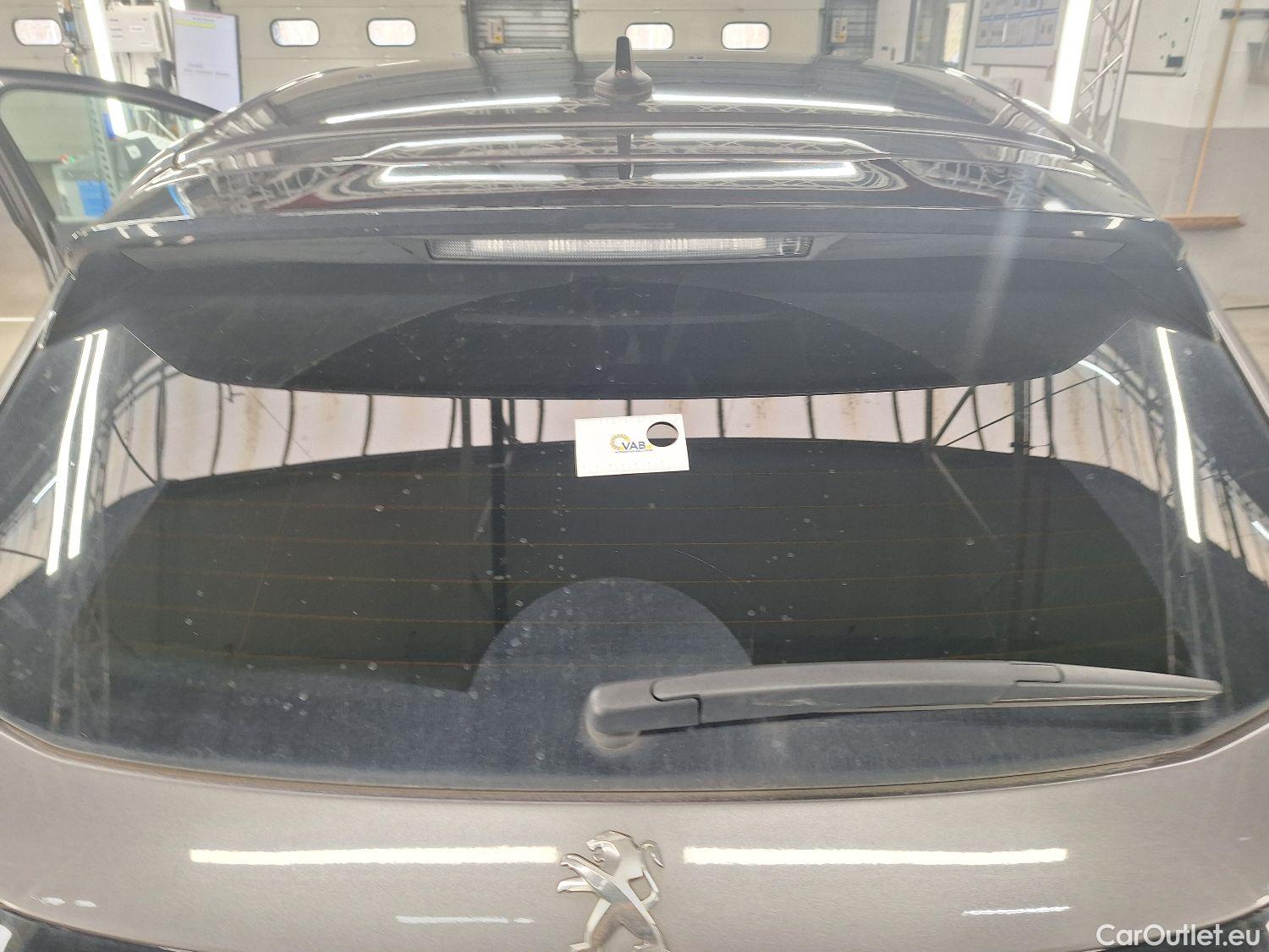  Peugeot  208 Peugeot,  '19, Peugeot  1.5 BlueHDi 100 MAN6 S&S GT 5d #73