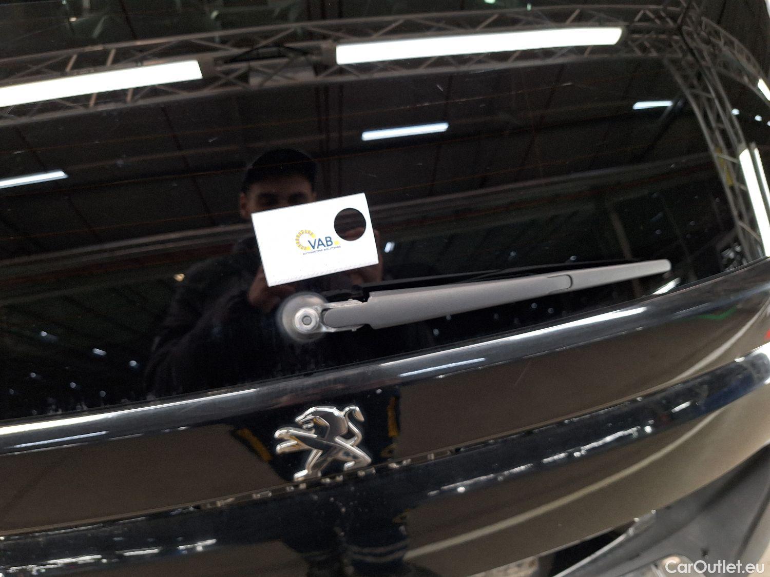  Peugeot  5008 Peugeot,  '16, Peugeot  1.5 BlueHDi 96kW S&S EAT8 GT Line 5d - NO COC #74