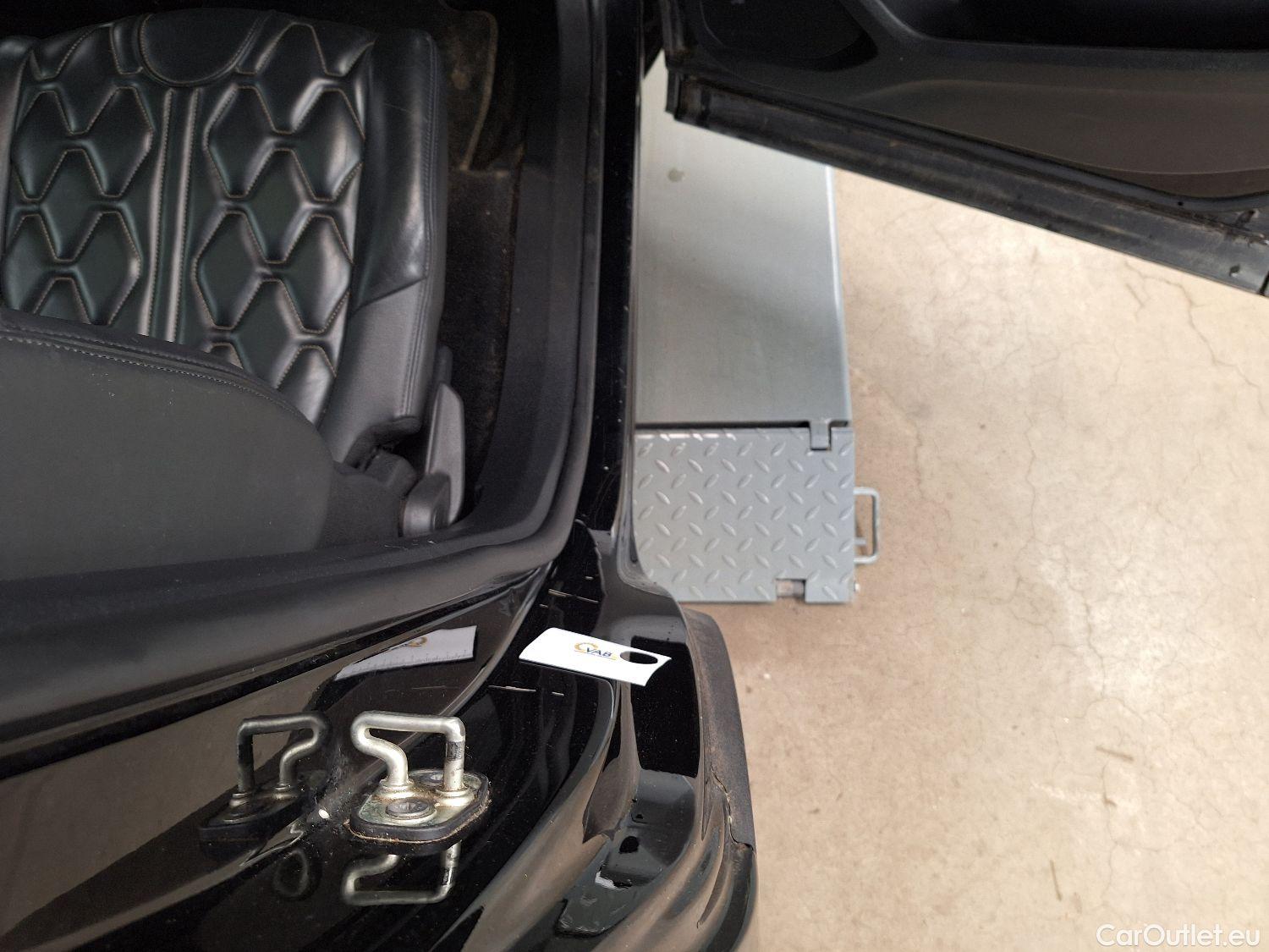  Peugeot  5008 Peugeot,  '16, Peugeot  1.5 BlueHDi 96kW S&S EAT8 GT Line 5d - NO COC #65