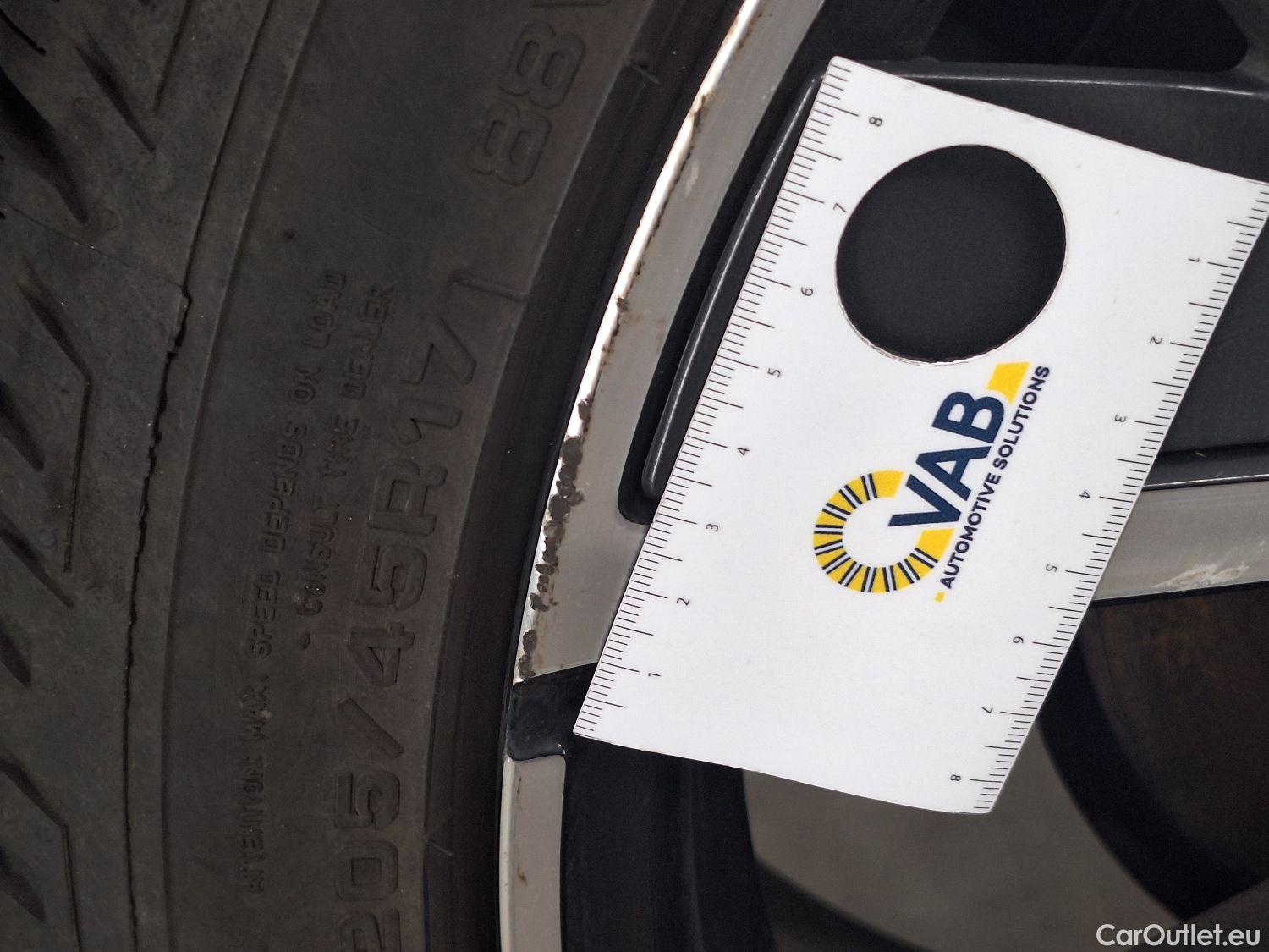  Peugeot  208 Peugeot,  '19, Peugeot  1.5 BlueHDi 100 MAN6 S&S GT 5d #64