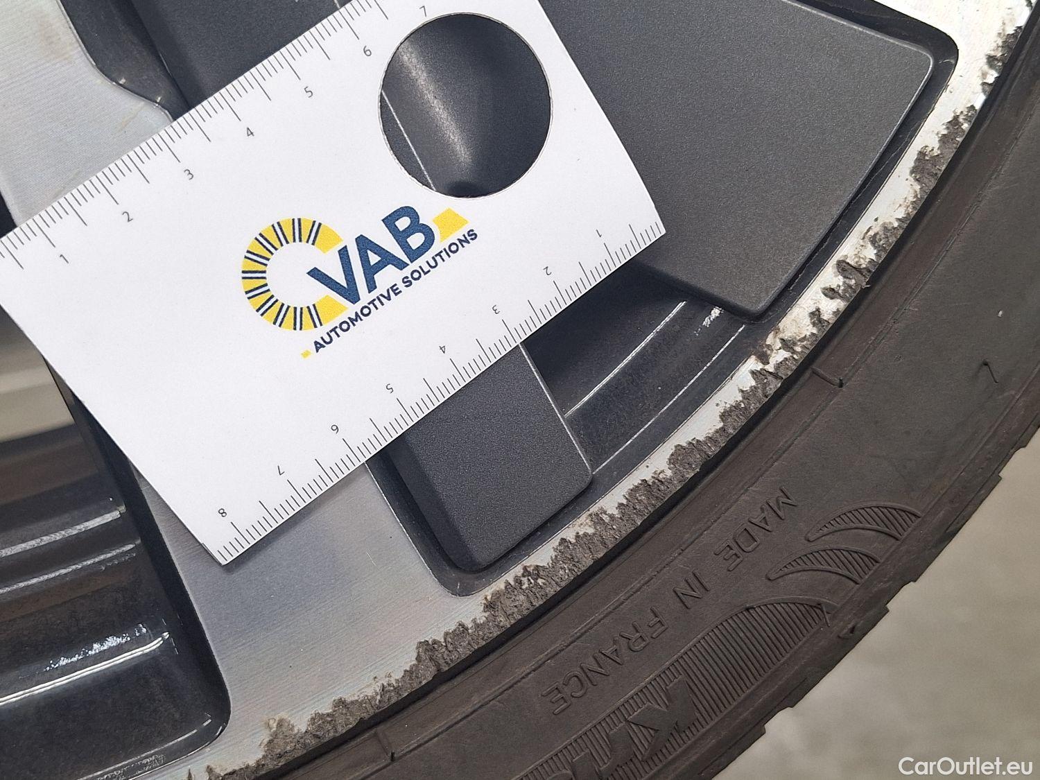  Peugeot  208 Peugeot,  '19, Peugeot  1.5 BlueHDi 100 MAN6 S&S GT 5d #57