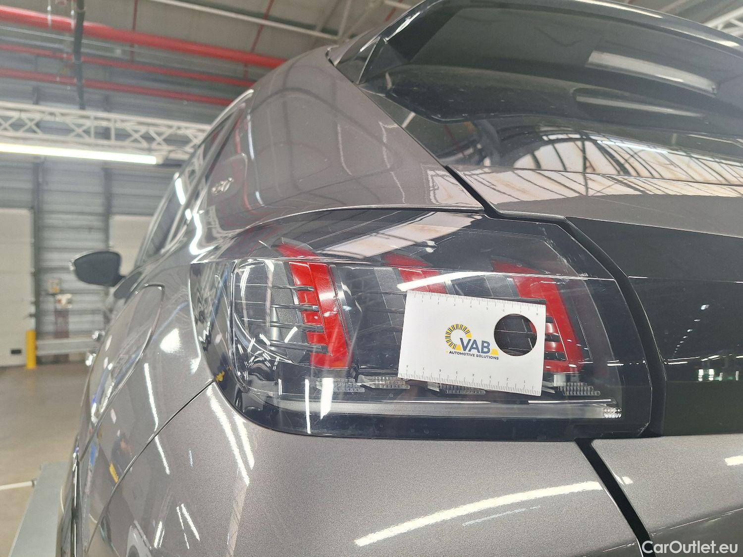  Peugeot  208 Peugeot,  '19, Peugeot  1.5 BlueHDi 100 MAN6 S&S GT 5d #71