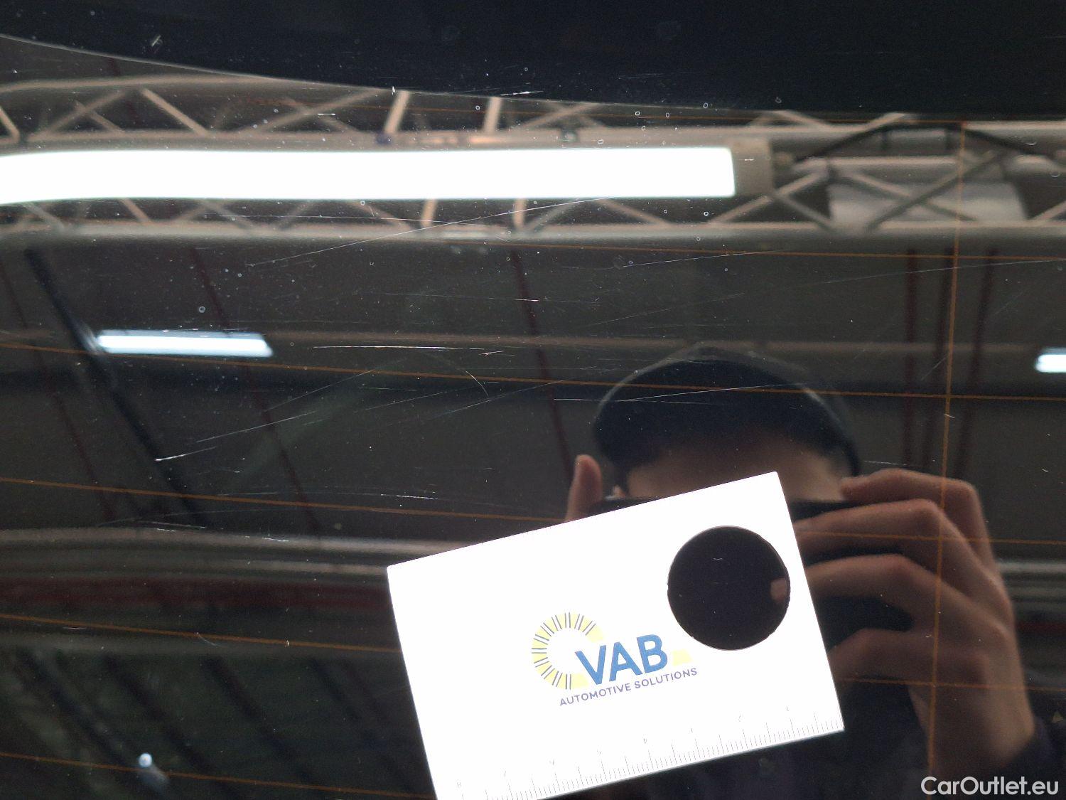  Peugeot  5008 Peugeot,  '16, Peugeot  1.5 BlueHDi 96kW S&S EAT8 GT Line 5d - NO COC #77