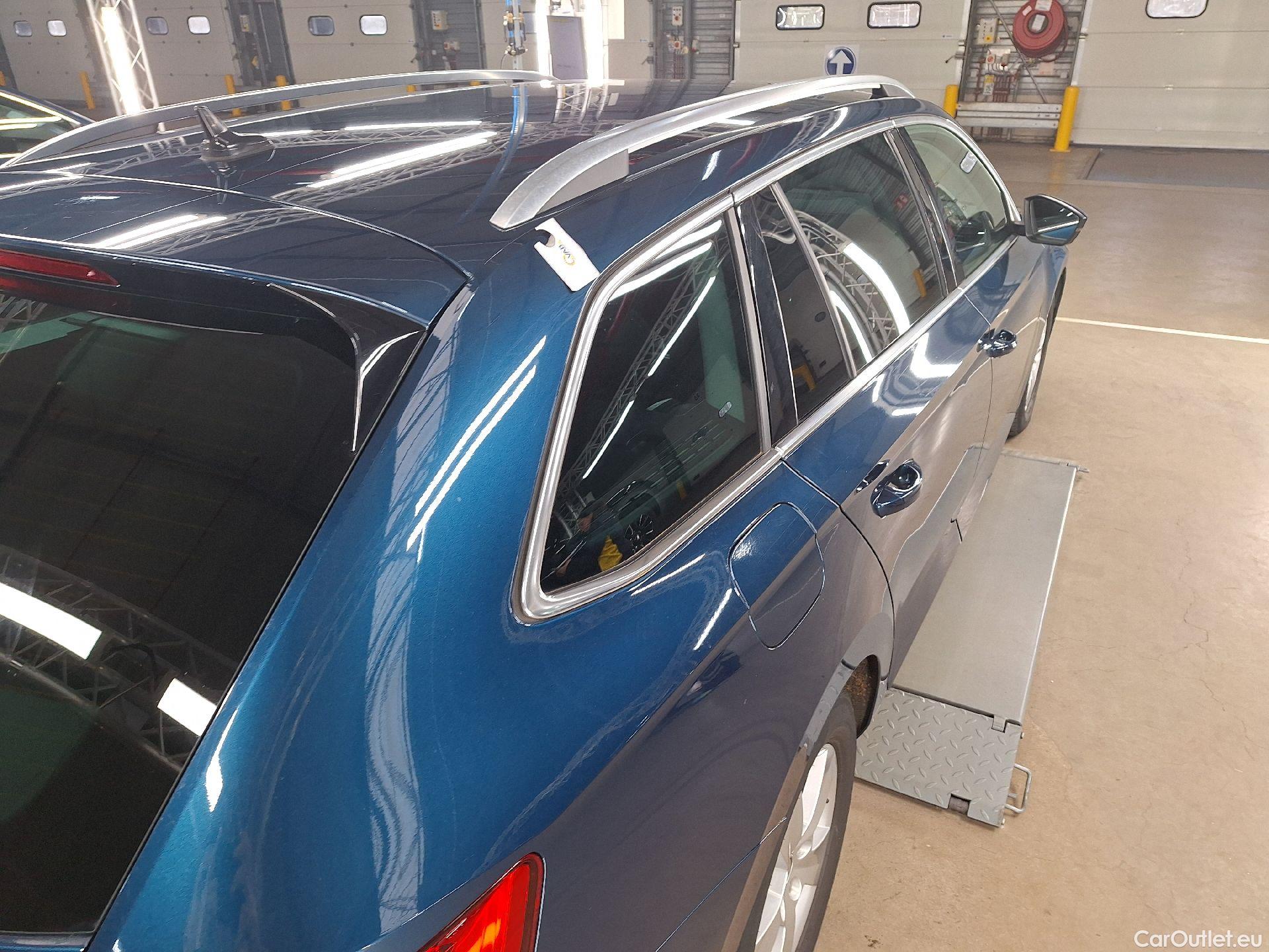  Skoda  Superb Skoda,  Combi FL'19, Skoda  Combi 2.0 CRTDI 90kW DSG7 Clever 5d #10