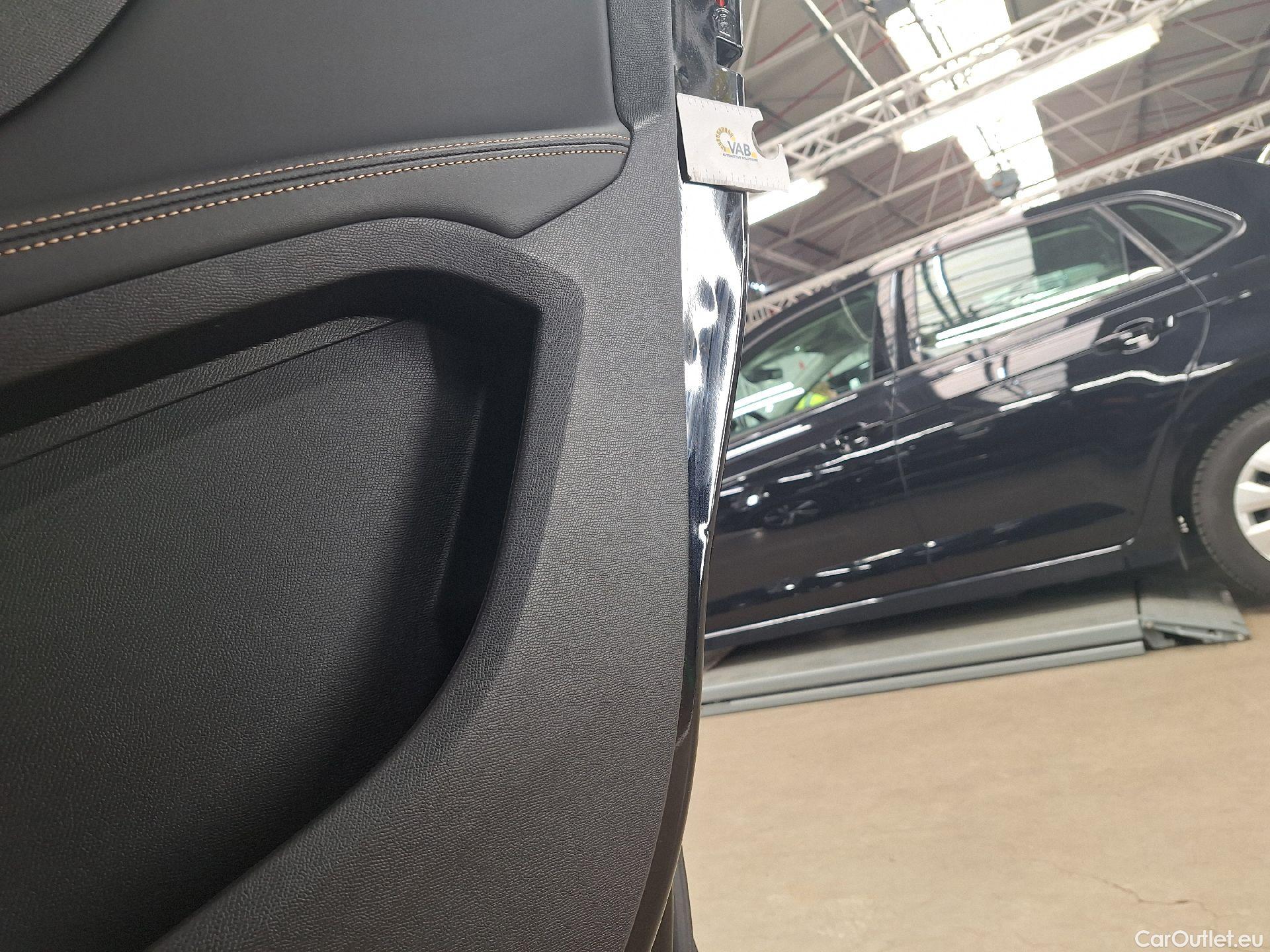  Peugeot  5008 Peugeot,  FL'20, Peugeot  1.5 BlueHDi 96kW S&S EAT8 GT 5d #9