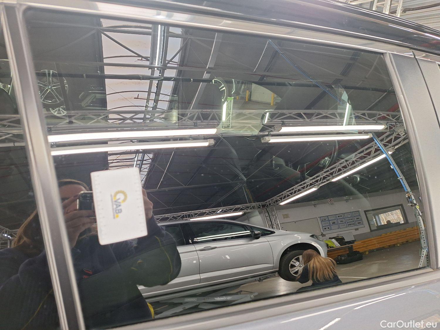  Toyota  RAV4 Toyota,  '18, Toyota  2.5 VVT-i Hybrid Style Plus E-CVT 5d #27